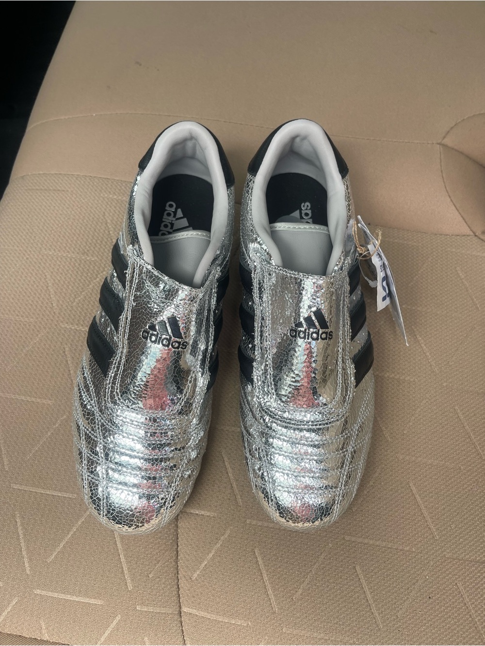 Adidas Taekwondo Women’s Silver Athletic Sneakers with Black Stripes Size 9.5 - Picture 5 of 7